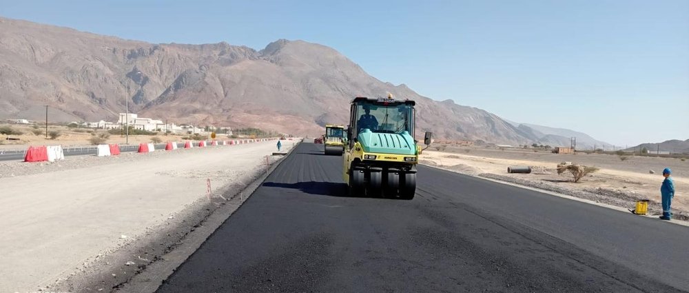 15 بالمائة نسبةُ إنجاز ازدواجية طريق إزكي نزوى