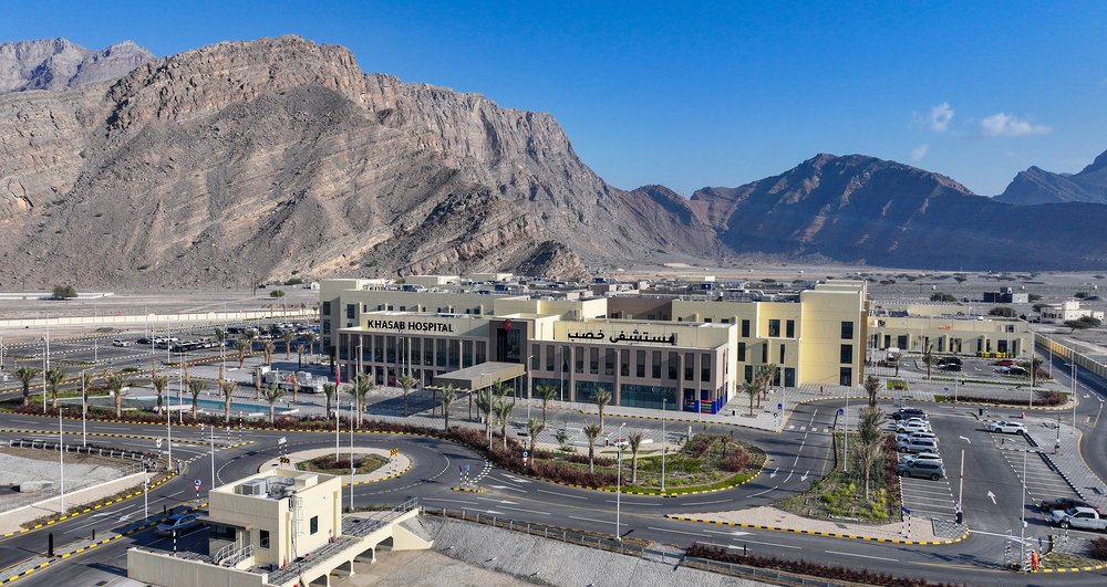 مستشفى خصب يعزّز منظومة الرعاية الصحية بمحافظة مسندم