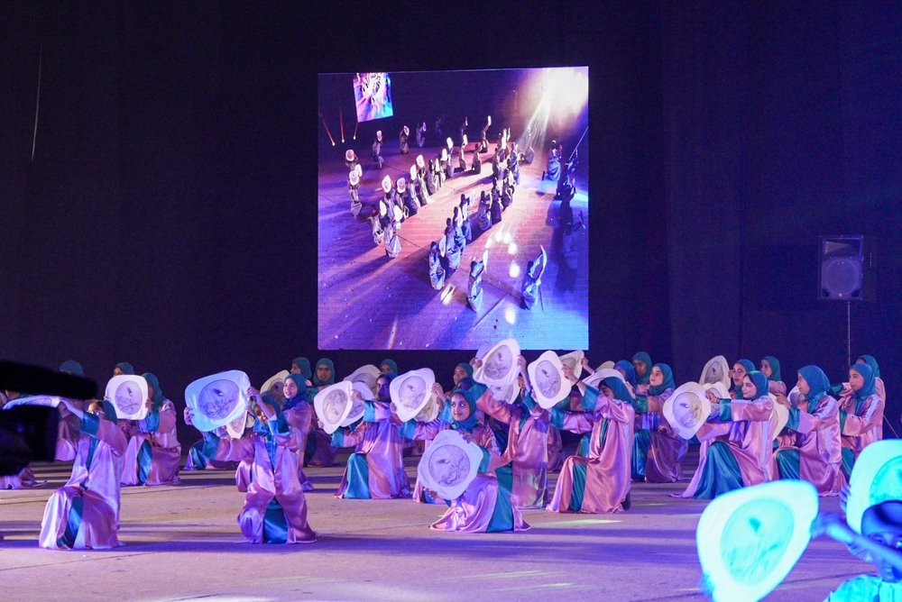 تعليمية جنوب الباطنة تنظم أوبريت “عهد وانتماء” احتفاء بيوم تولي جلالة السلطان مقاليد الحكم