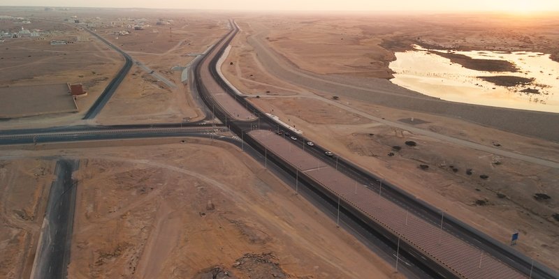 بعد غدٍ .. افتتاح مشروعين جديدين في قطاع الطرق بالمنطقة الاقتصادية الخاصة بالدقم